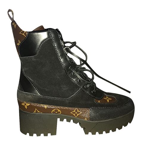 louis vuitton stiefel schwarz|louis vuitton clearance sale.